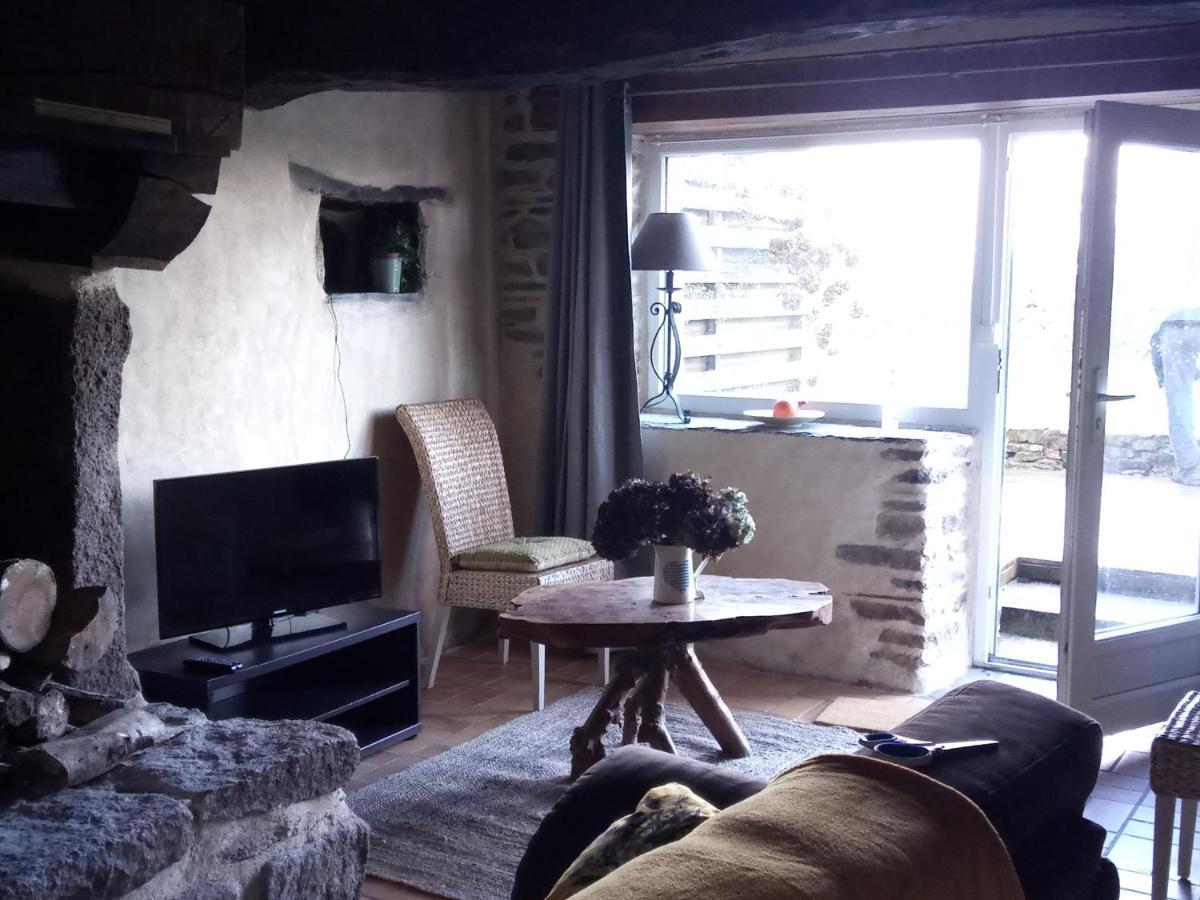 Petite Maison Dans Les Monts D'Arree Ty Coz Commana 외부 사진