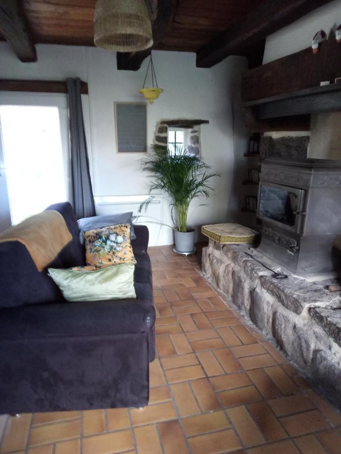 Petite Maison Dans Les Monts D'Arree Ty Coz Commana 외부 사진