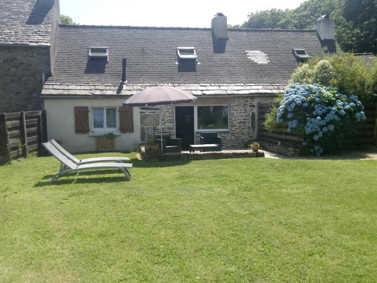 Petite Maison Dans Les Monts D'Arree Ty Coz Commana 외부 사진